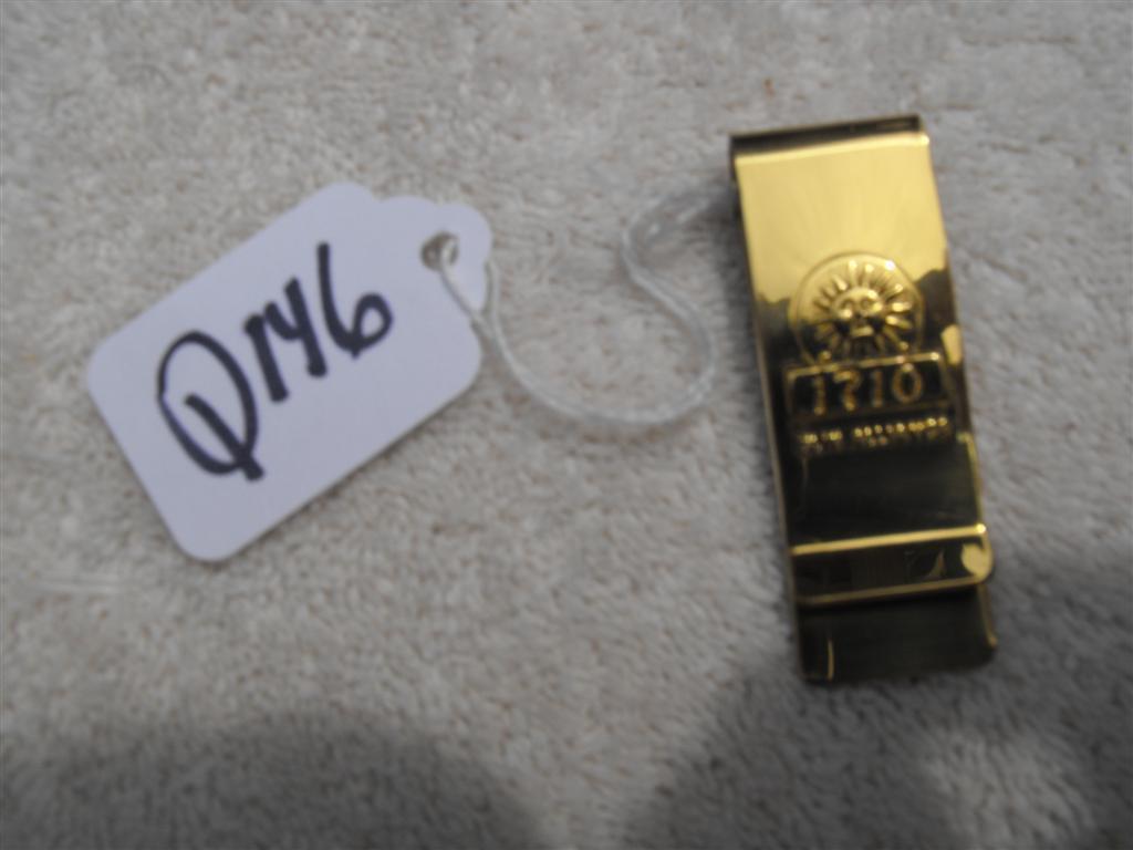 Money Clip. Sun Alliance 1710. Gold color. Dona