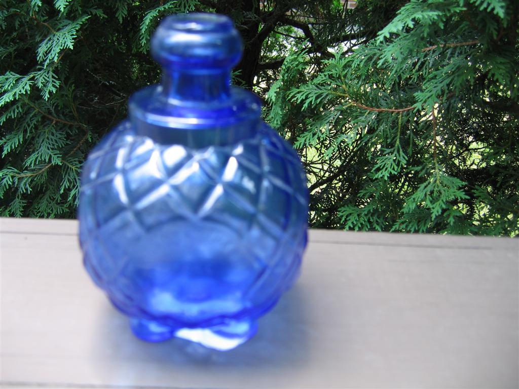 Fire Grenade. Cobalt Blue. Hardens Hand Fire Ext