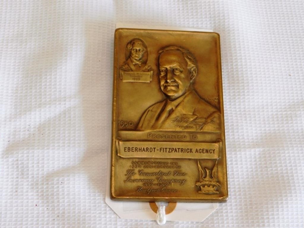 Paperweight, Connecticut