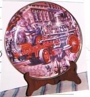 Franklin collectors plate with fire scene, mint co